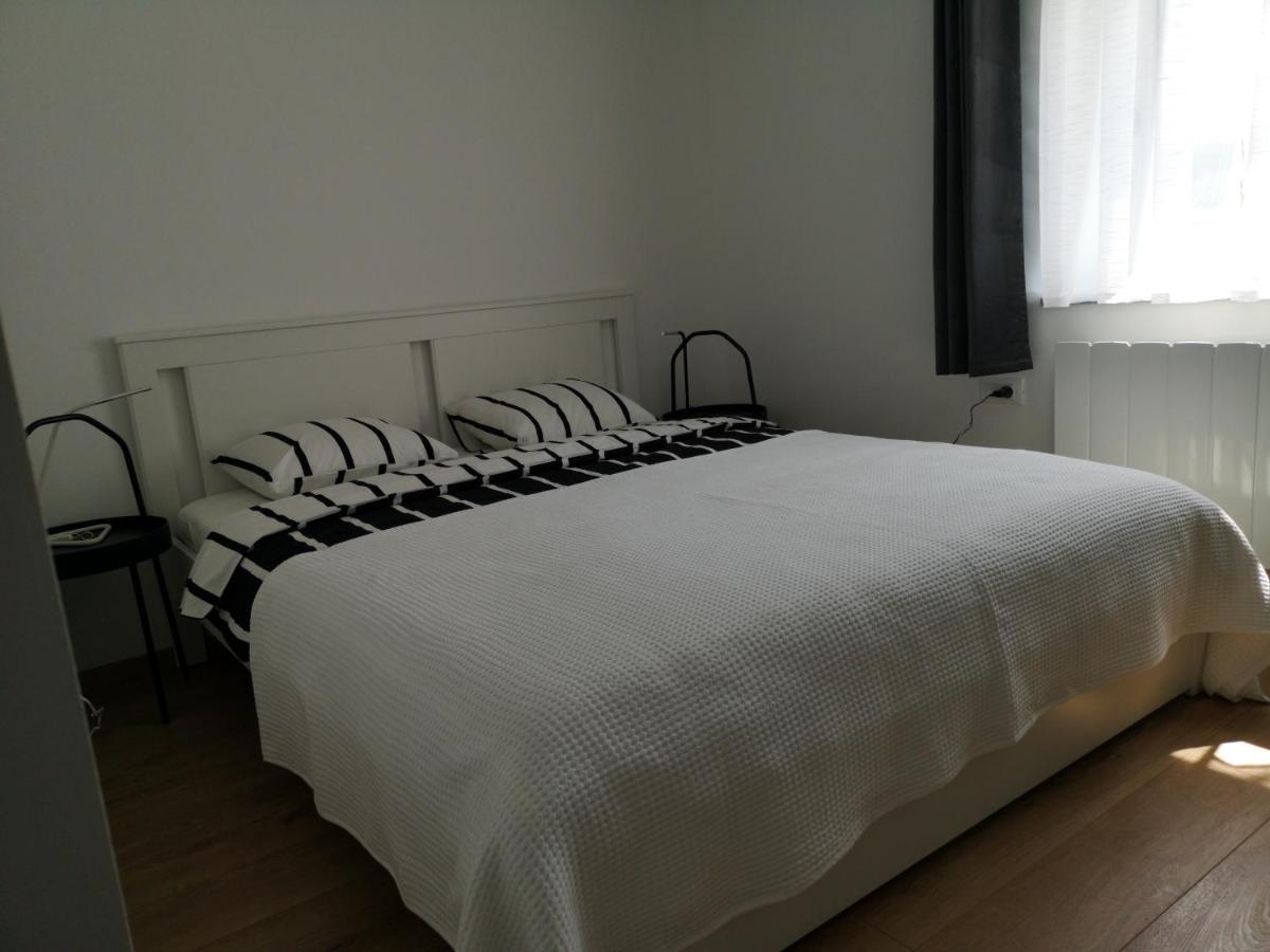 Mega Hostel Krapina Exteriör bild